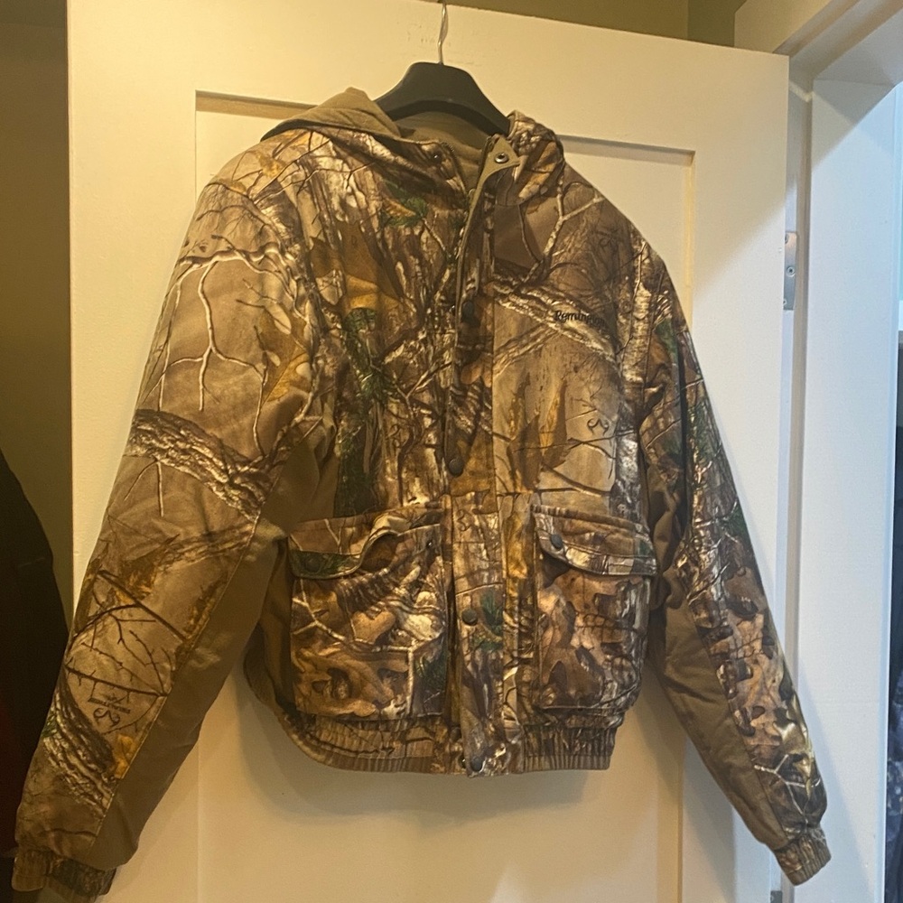 Remington Camouflage Hooded Jacket. Youth 20-22